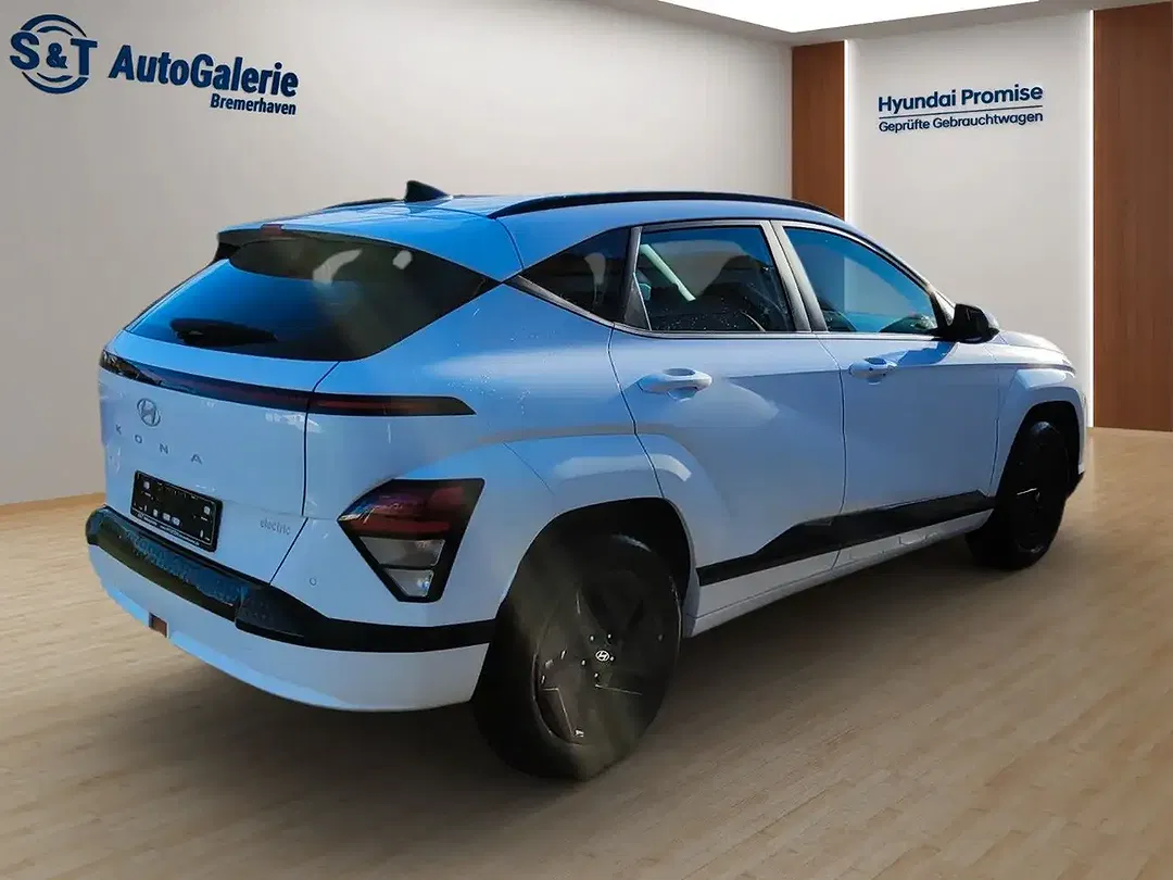 Hyundai KONA - Thumbnail 3