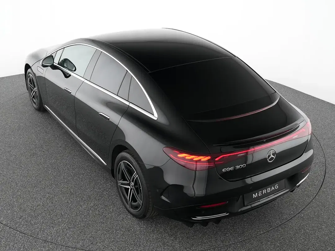 Mercedes-Benz EQE 300 - Thumbnail 11