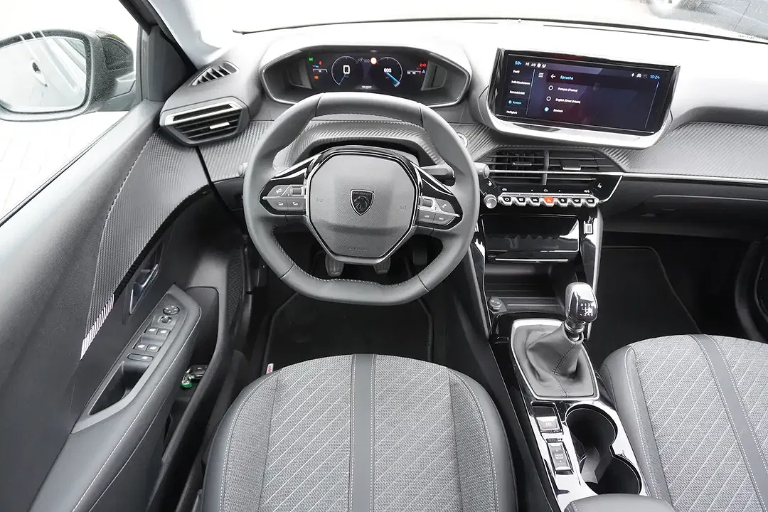 Peugeot 208 - Thumbnail 12