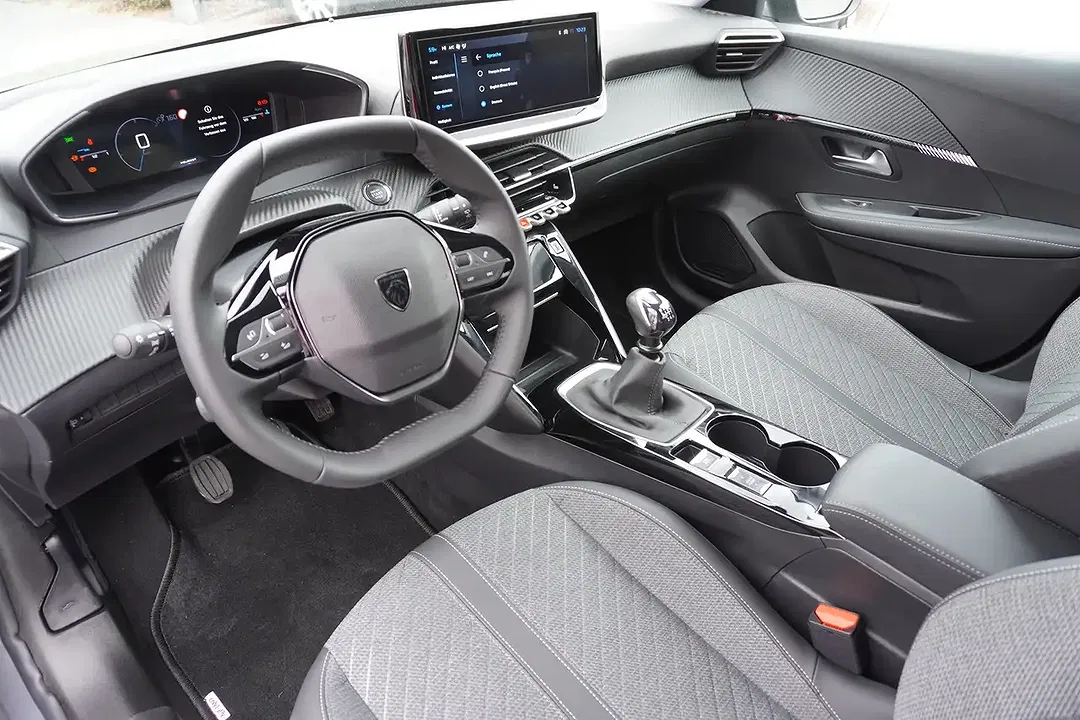 Peugeot 208 - Thumbnail 7