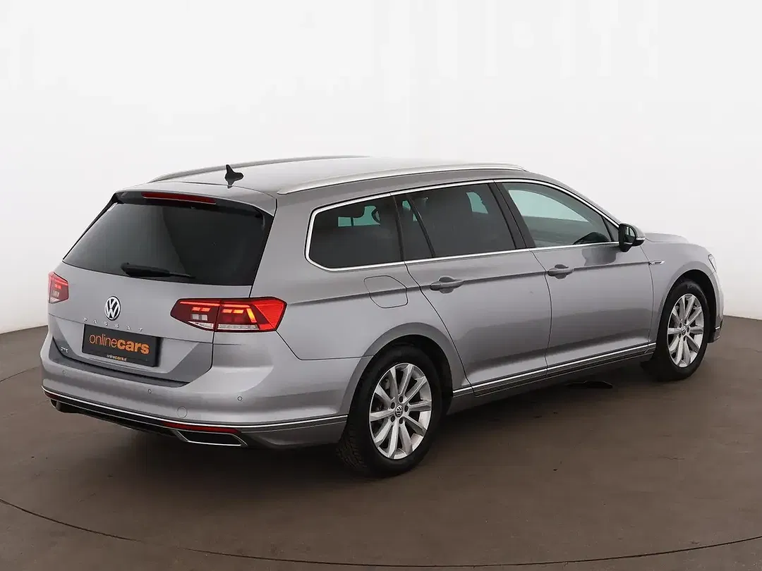 Volkswagen Passat Variant - Thumbnail 6
