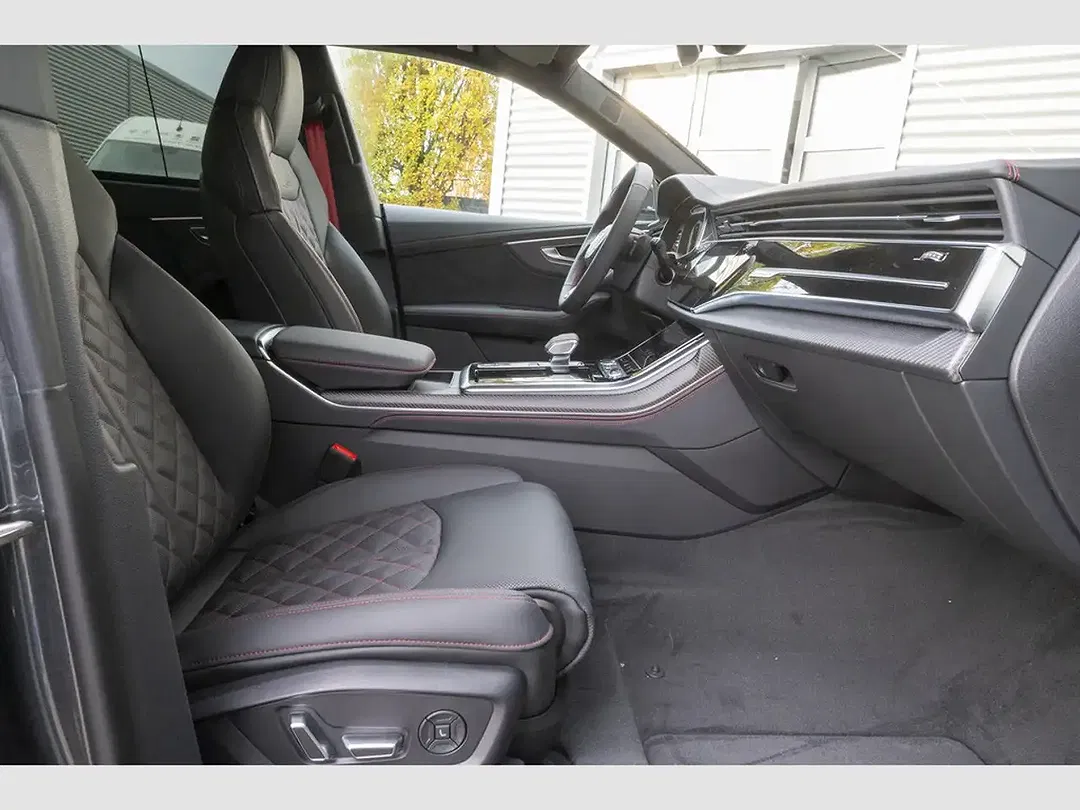 Audi Q8 - Thumbnail 7