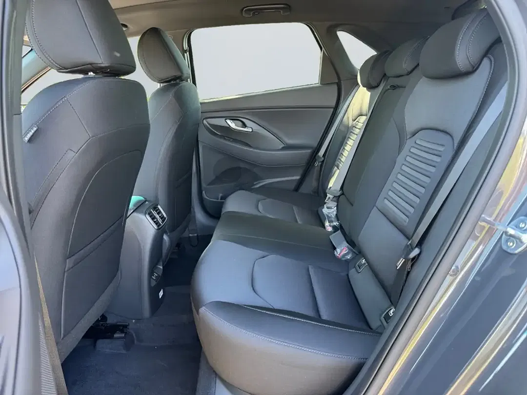 Hyundai i30 - Thumbnail 13