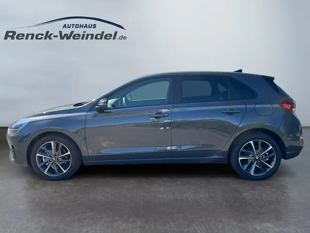 Hyundai i30 - Thumbnail 2