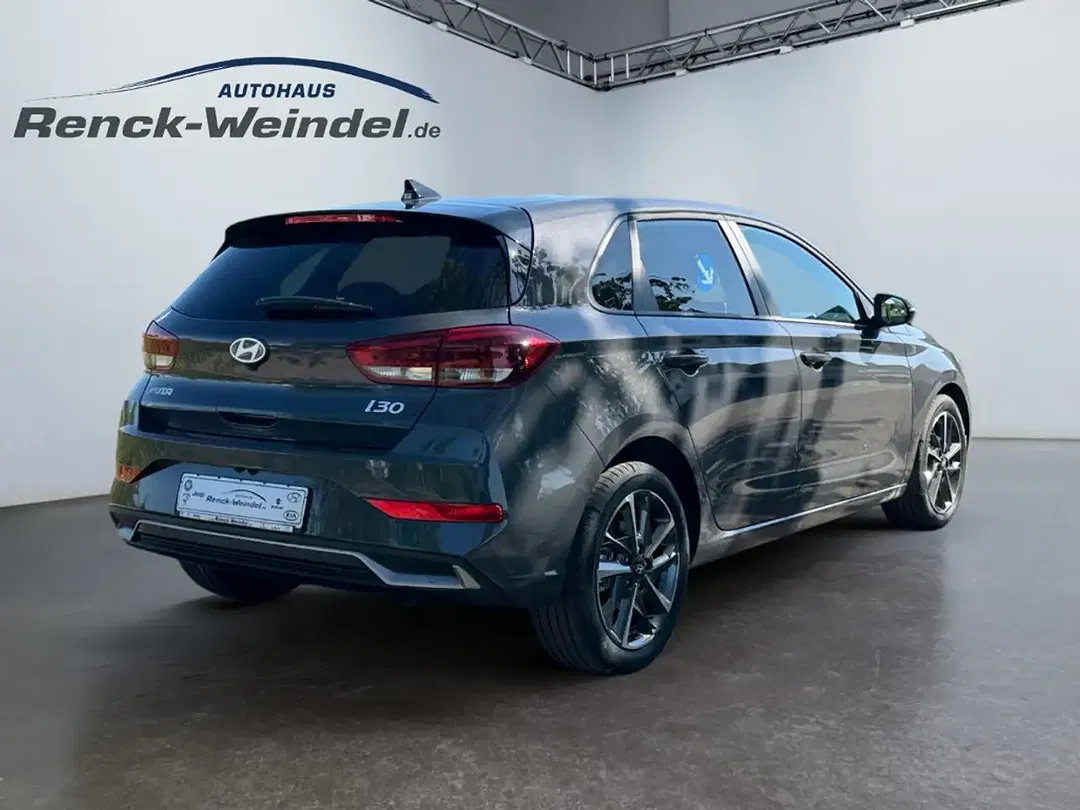 Hyundai i30 - Thumbnail 5