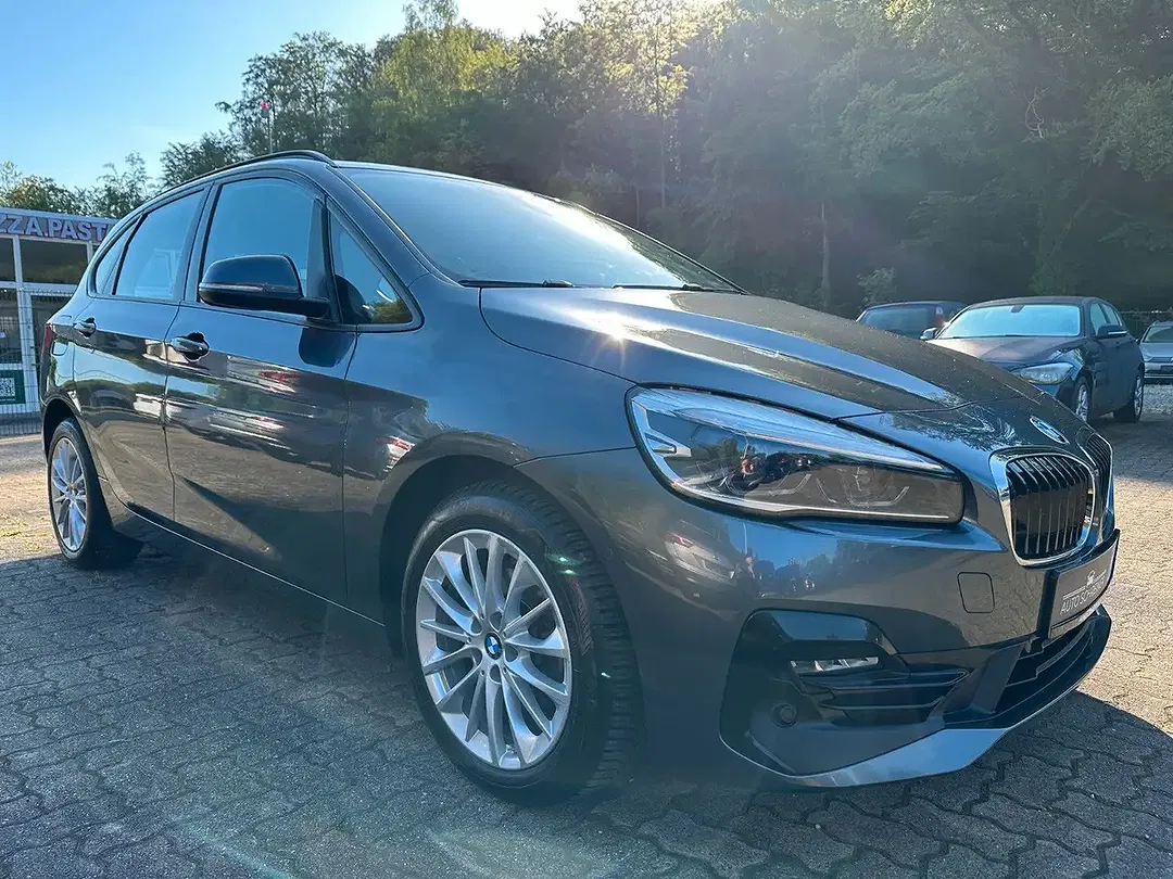 BMW 218 - Thumbnail 4
