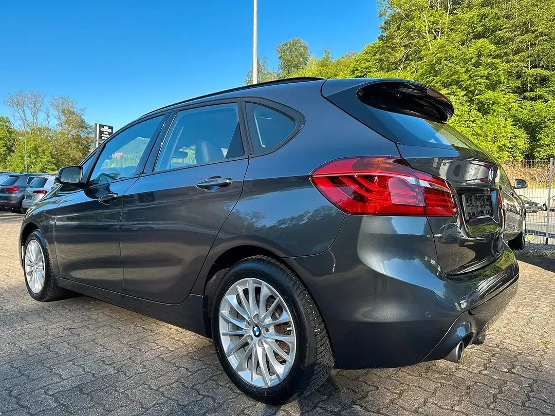 BMW 218 - Thumbnail 5