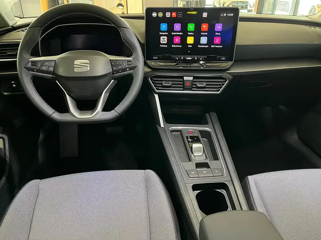 SEAT Leon - Thumbnail 10