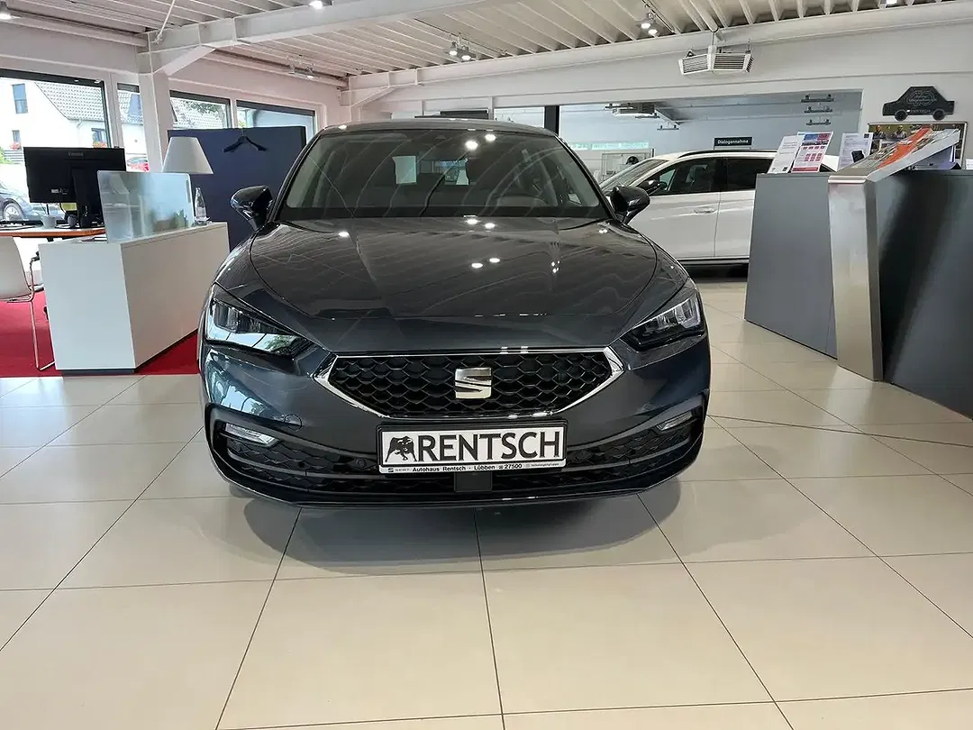 SEAT Leon - Thumbnail 3