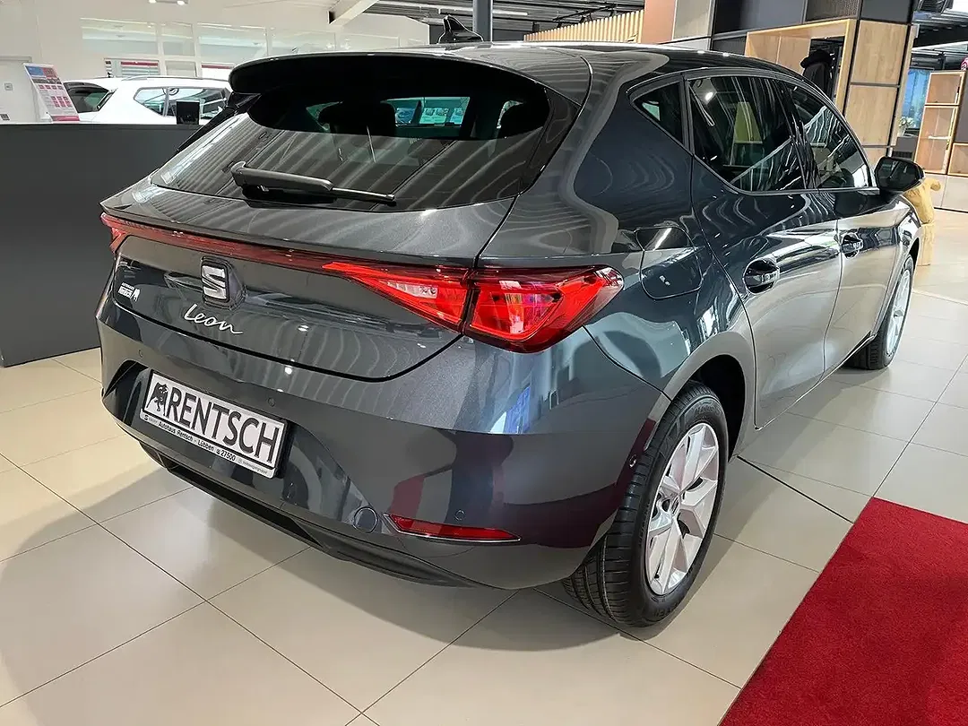 SEAT Leon - Thumbnail 6