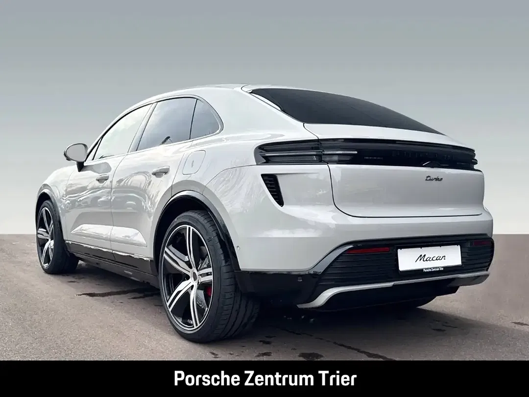 Porsche Macan - Thumbnail 3