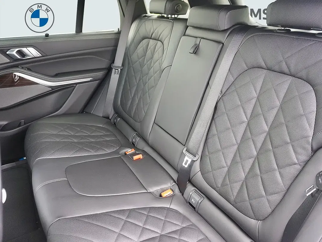 BMW X5 - Thumbnail 12