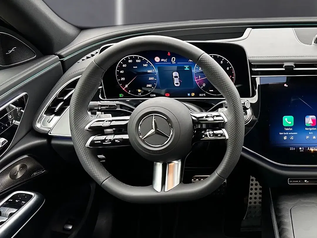 Mercedes-Benz E 200 - Thumbnail 16