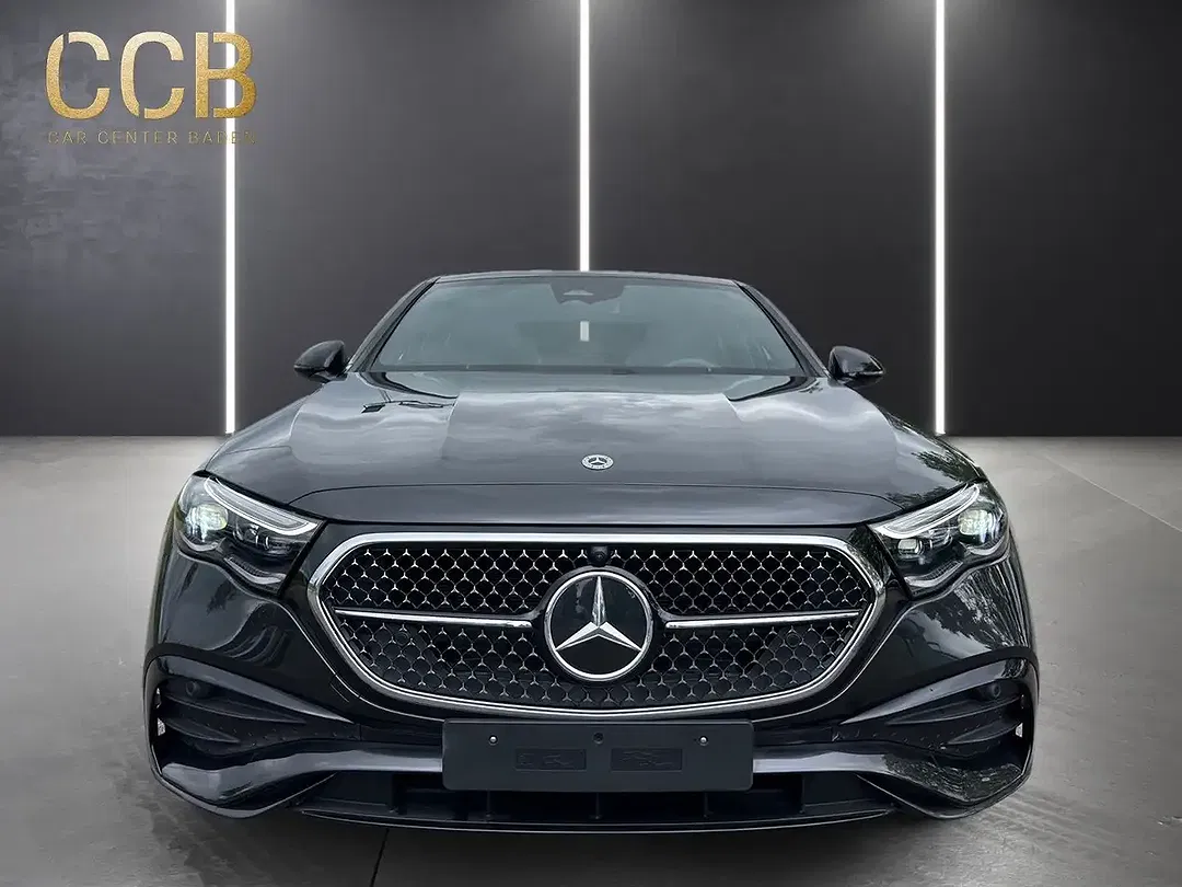 Mercedes-Benz E 200 - Thumbnail 2