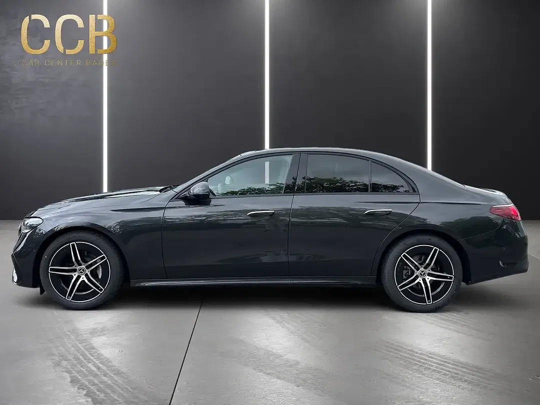 Mercedes-Benz E 200 - Thumbnail 8