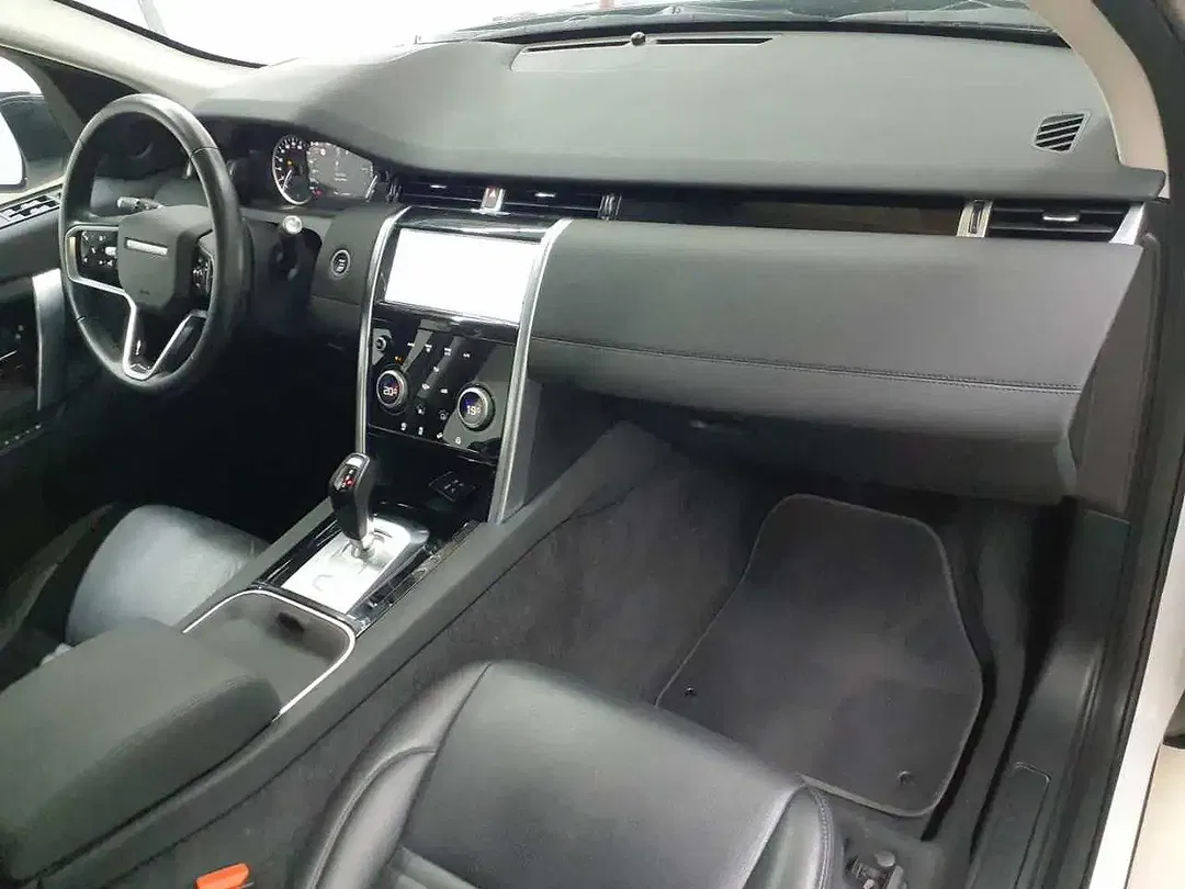 Land Rover Discovery - Thumbnail 13