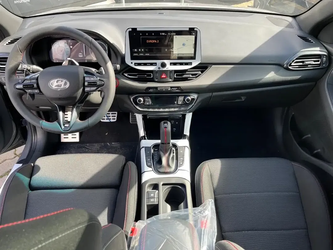 Hyundai i30 - Thumbnail 11