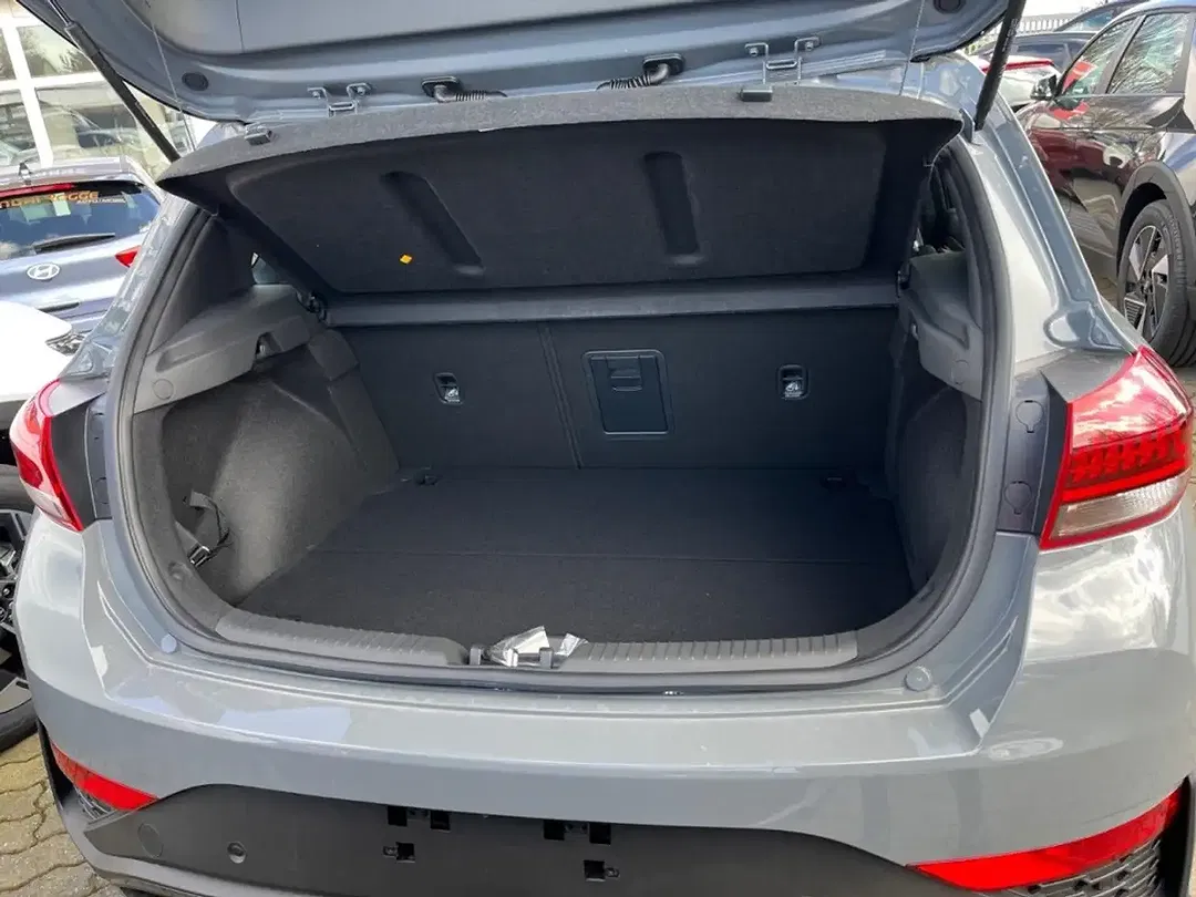 Hyundai i30 - Thumbnail 12