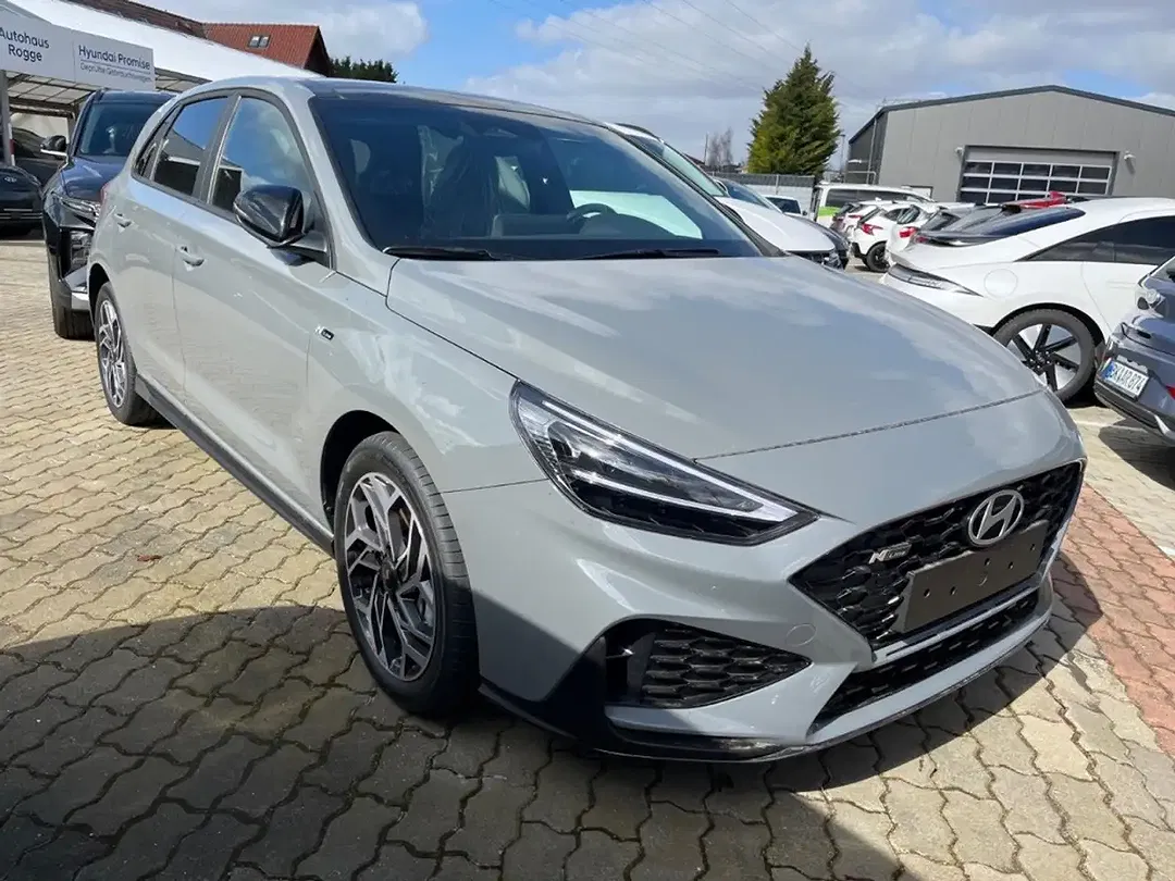 Hyundai i30 - Thumbnail 2