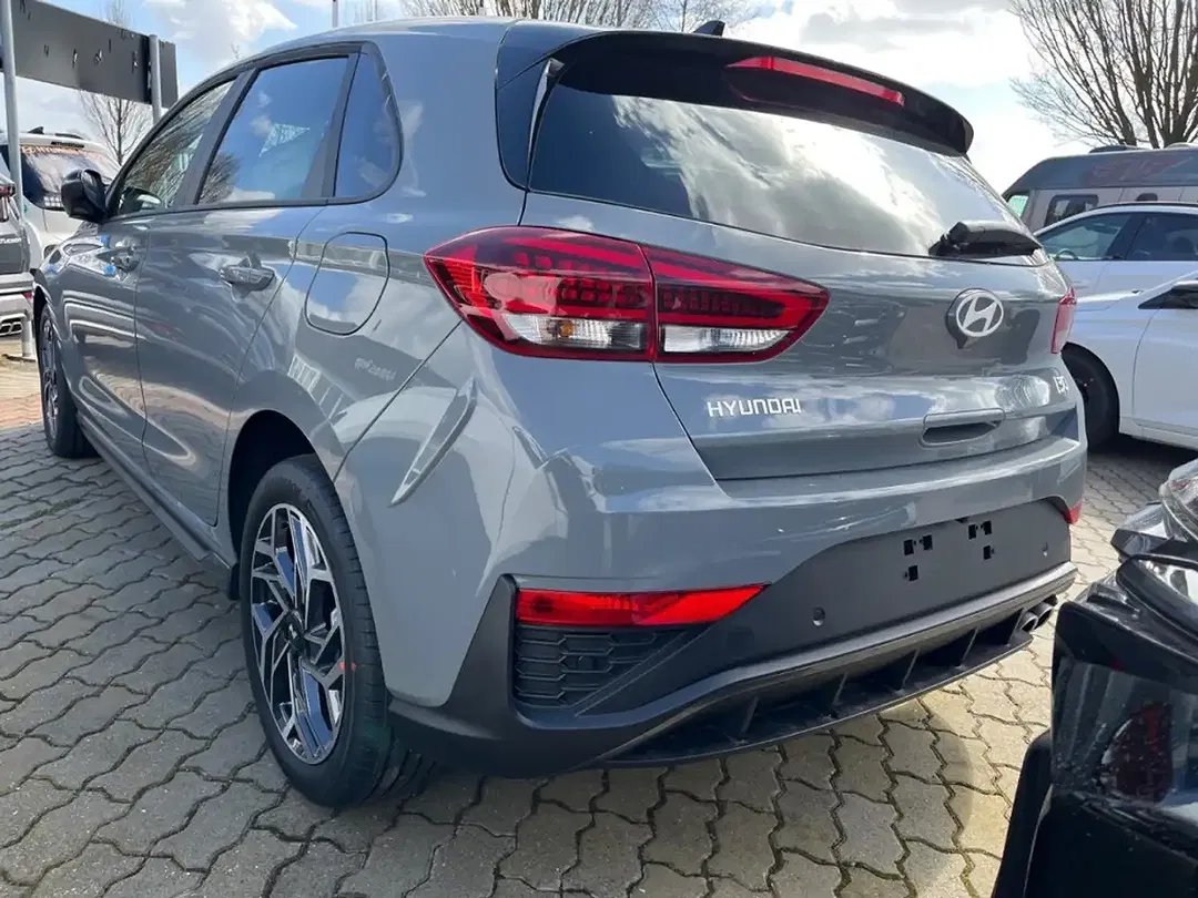 Hyundai i30 - Thumbnail 3