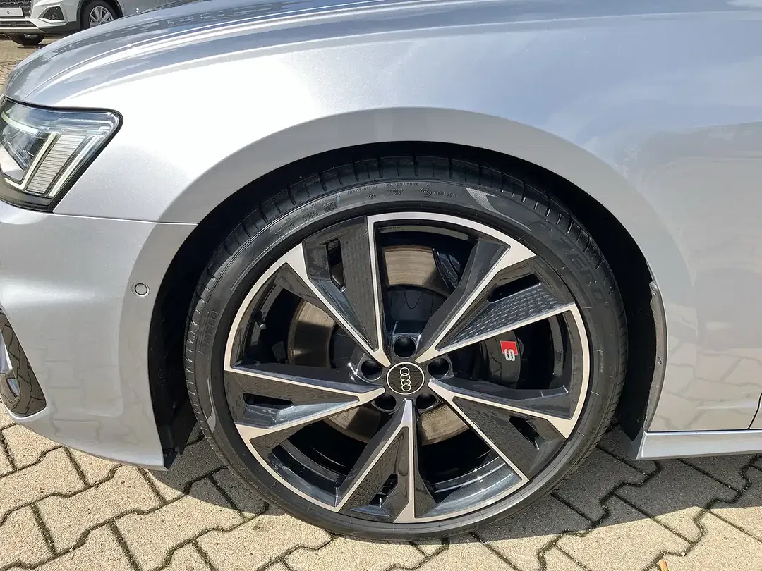 Audi S6 - Thumbnail 8