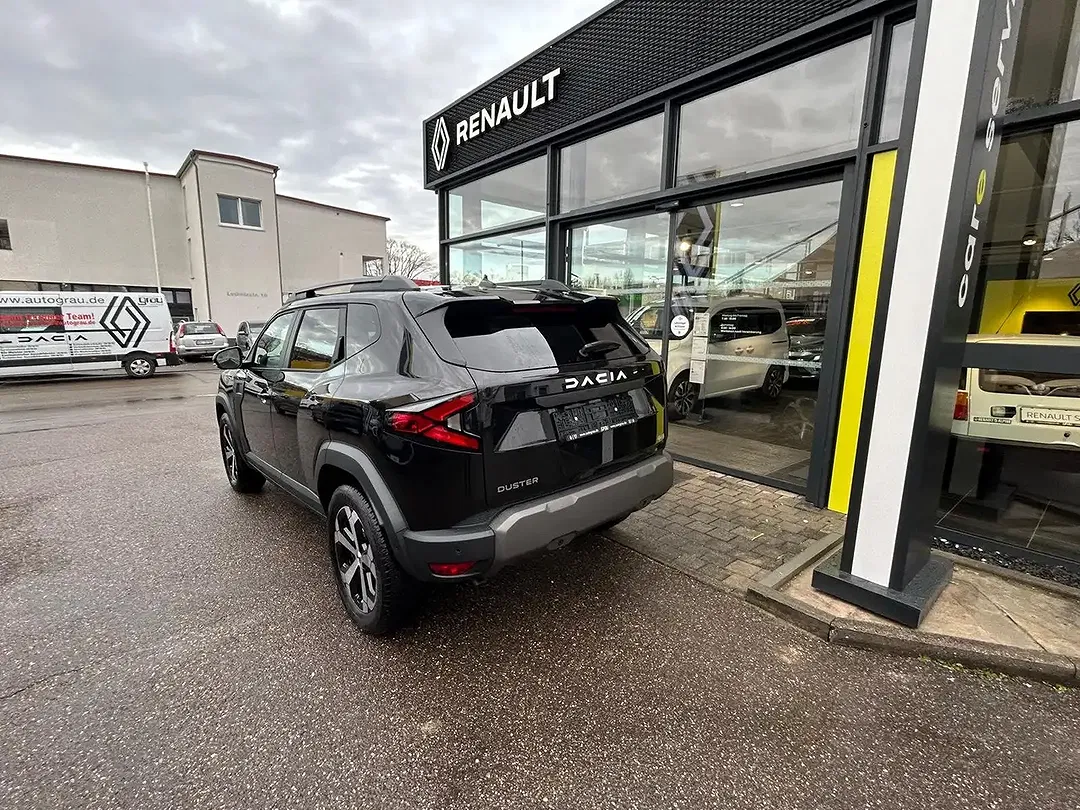 Dacia Duster - Thumbnail 4