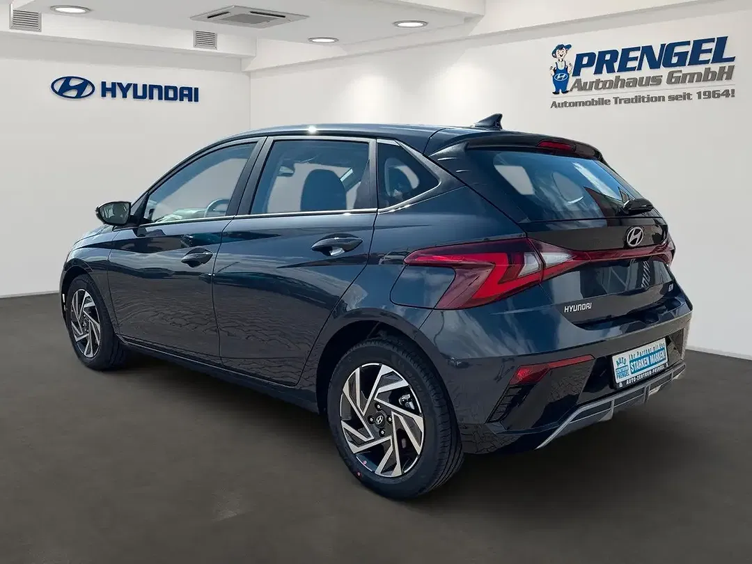 Hyundai i20 - Thumbnail 4