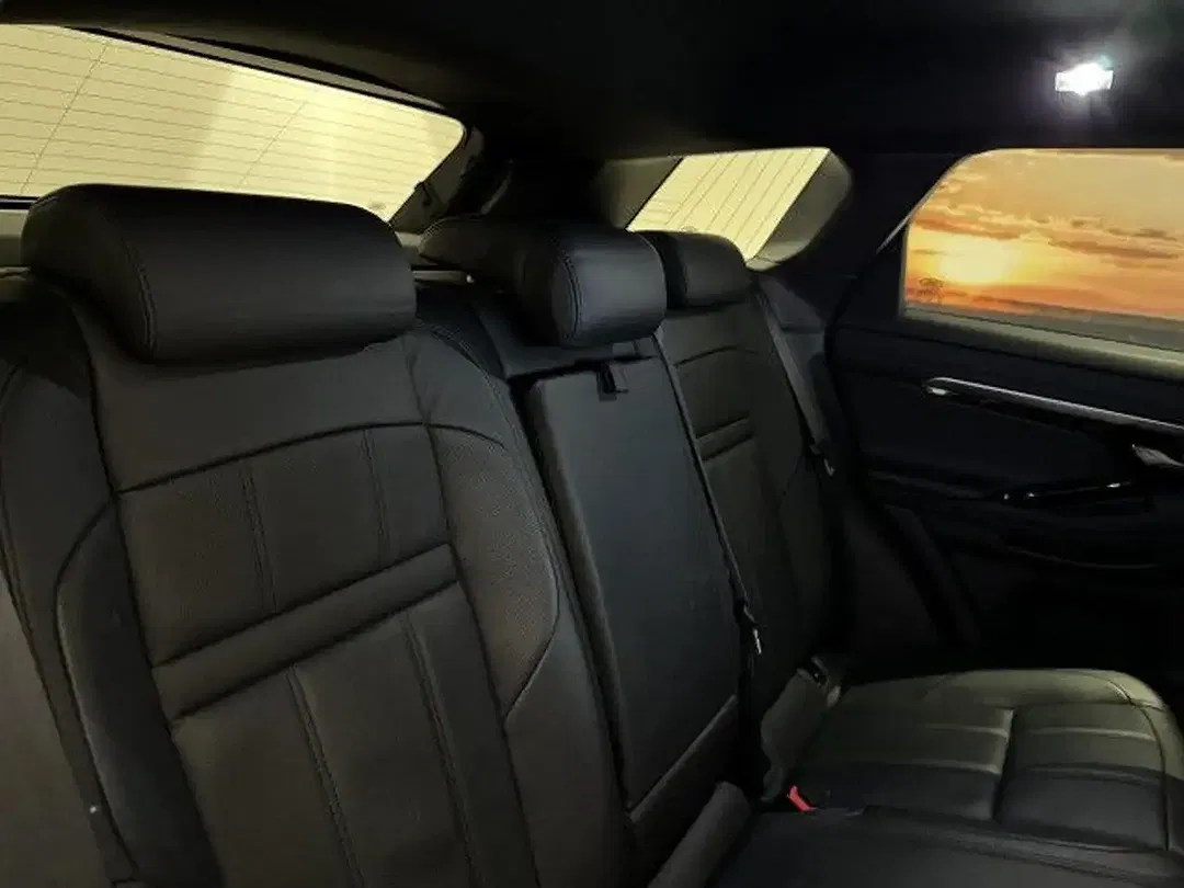 Land Rover Range Rover Evoque - Thumbnail 5