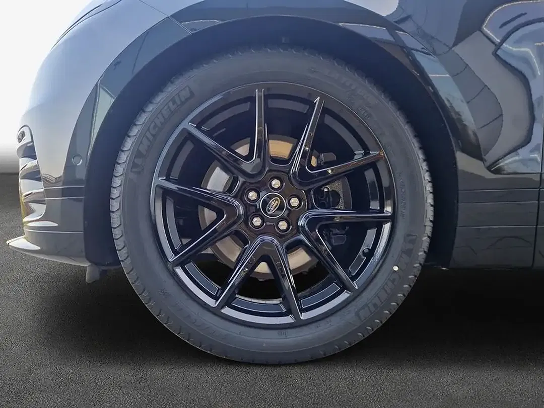 Land Rover Range Rover Velar - Thumbnail 9