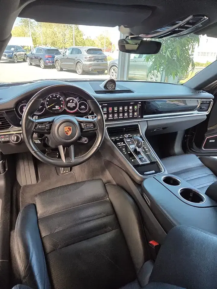 Porsche Panamera - Thumbnail 14