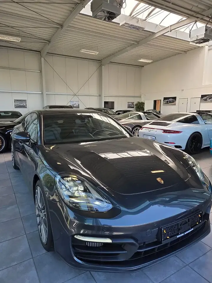 Porsche Panamera - Thumbnail 7