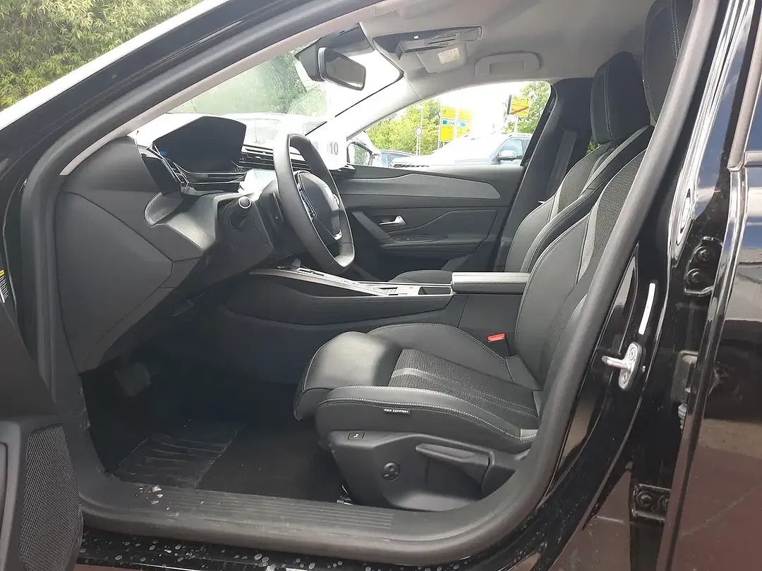 Peugeot 308 - Thumbnail 11