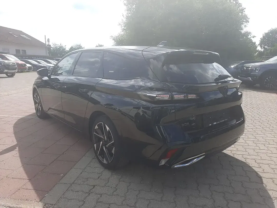 Peugeot 308 - Thumbnail 6