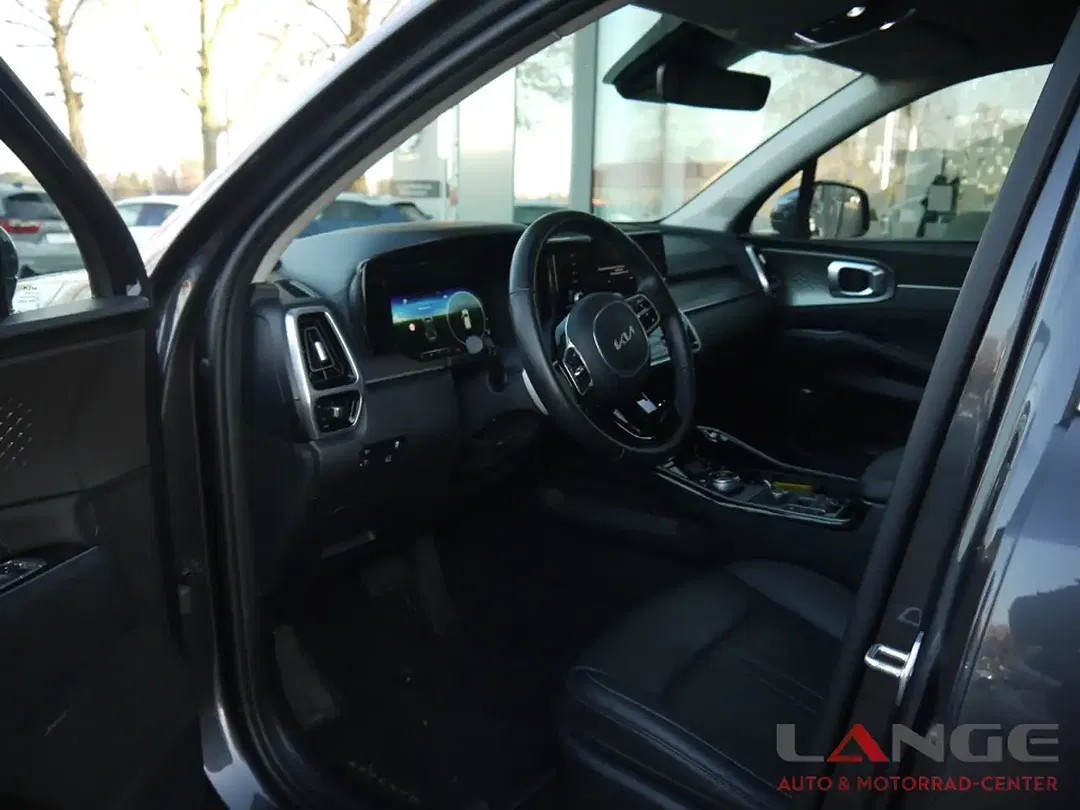 Kia Sorento - Thumbnail 10