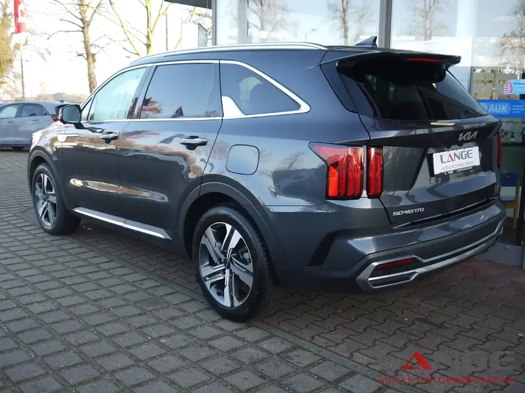 Kia Sorento - Thumbnail 4