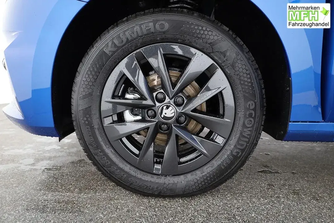 Skoda Fabia - Thumbnail 12