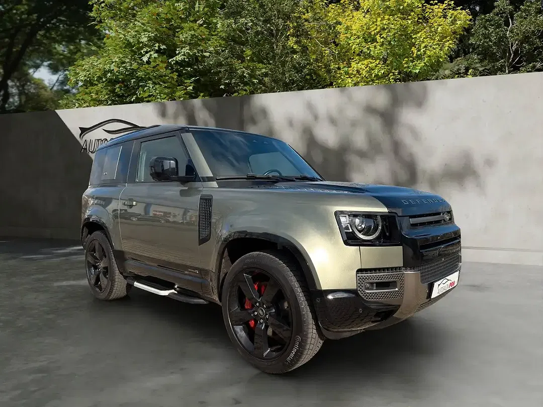 Land Rover Defender 90 X-Dynamic