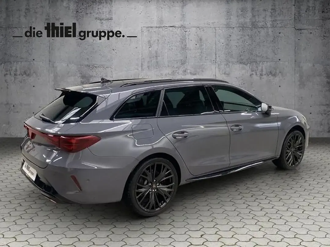 CUPRA Leon - Thumbnail 3