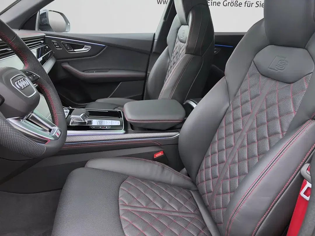 Audi Q8 - Thumbnail 10