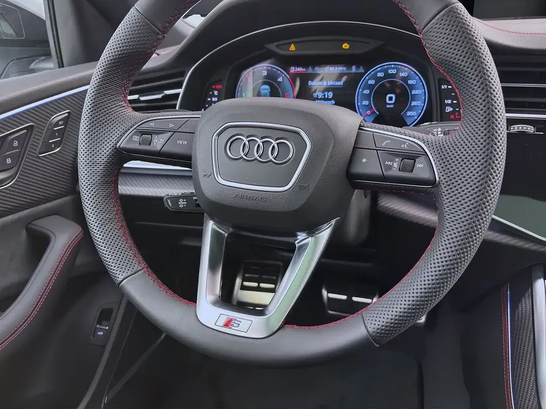 Audi Q8 - Thumbnail 13