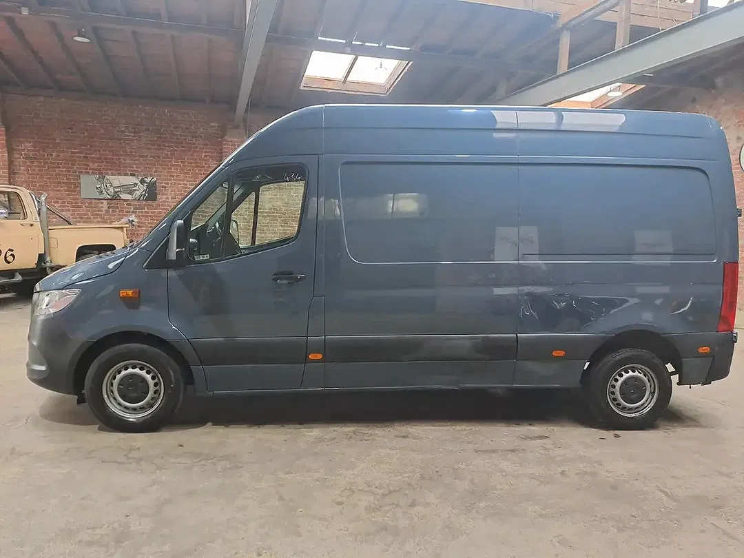 Mercedes-Benz Sprinter - Thumbnail 10