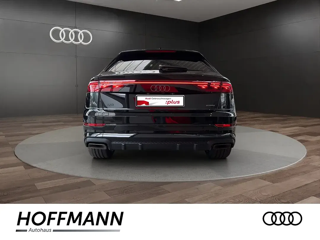 Audi Q8 - Thumbnail 4
