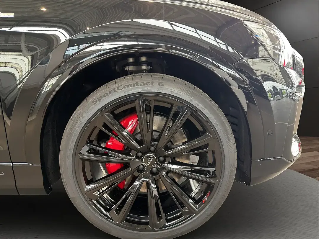 Audi Q8 - Thumbnail 6