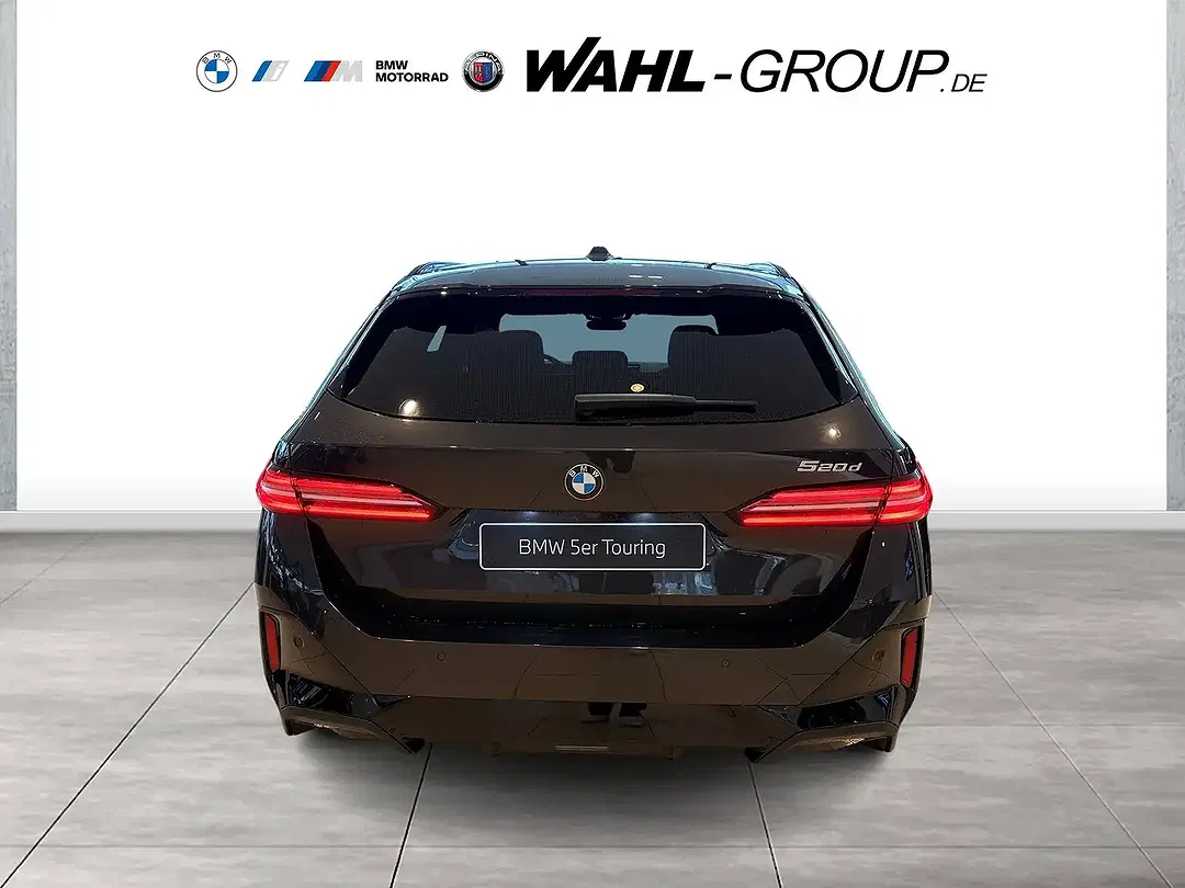 BMW 520 - Thumbnail 2