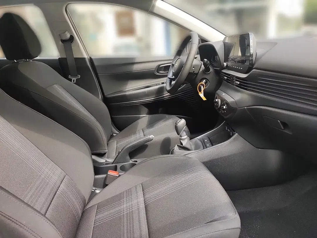 Hyundai i20 - Thumbnail 15