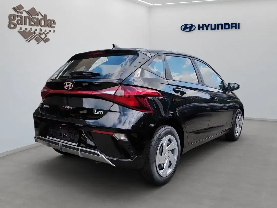 Hyundai i20 - Thumbnail 4