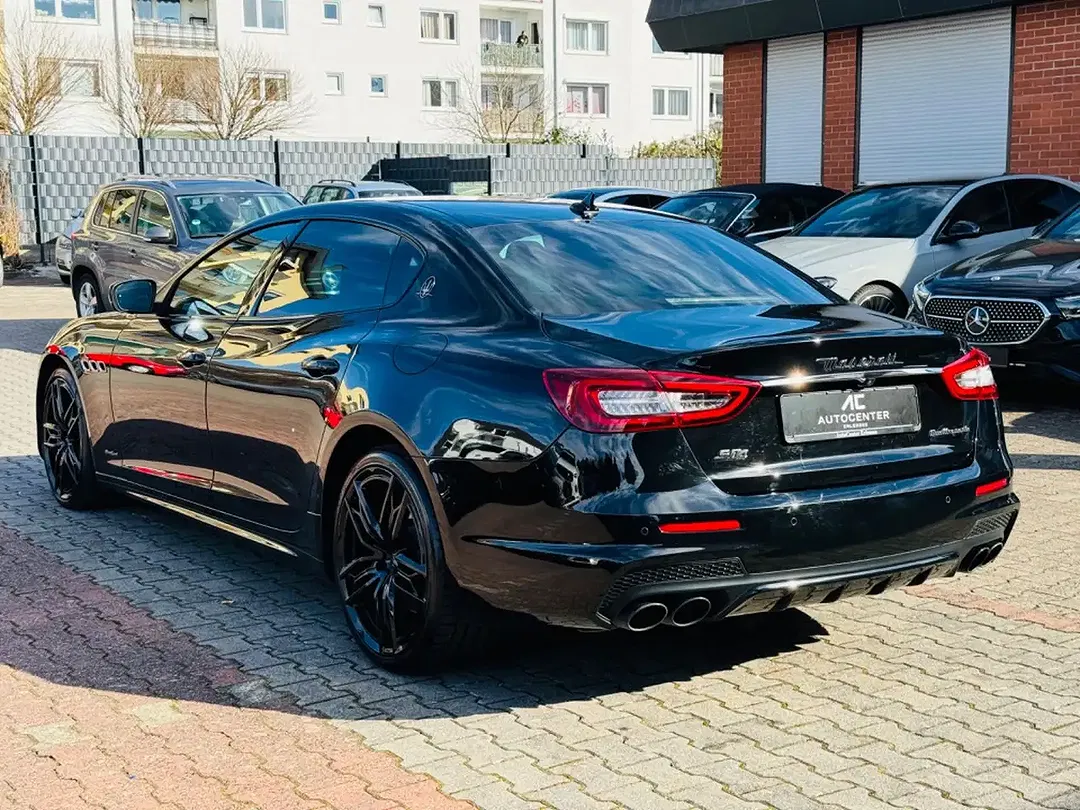 Maserati Quattroporte - Thumbnail 6