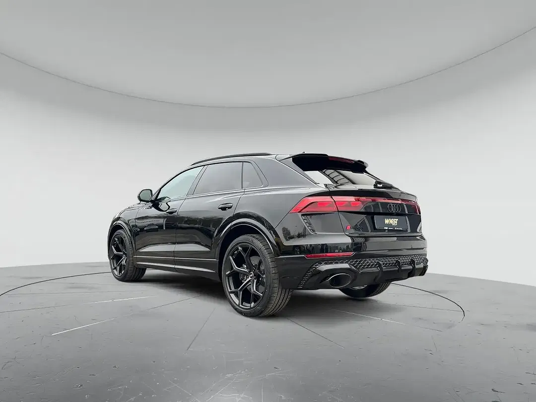 Audi RS Q8 - Thumbnail 5