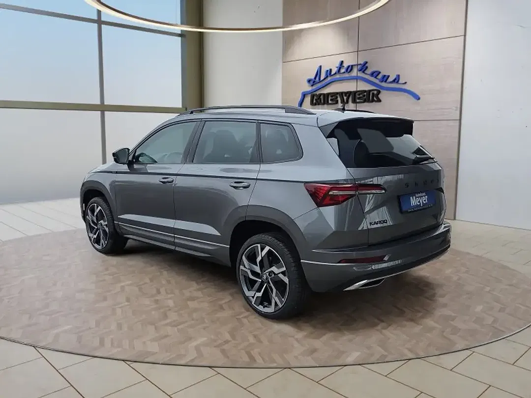 Skoda Karoq - Thumbnail 3