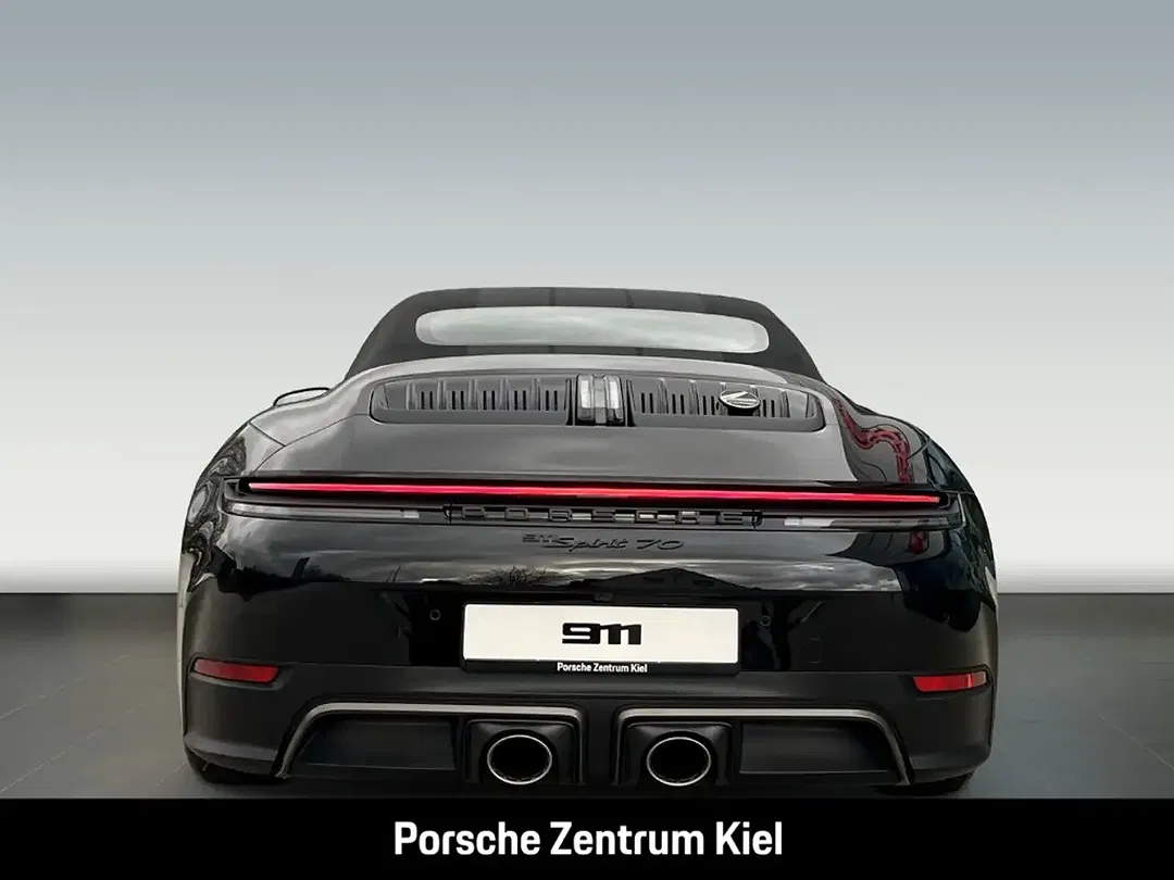 Porsche 992 - Thumbnail 5
